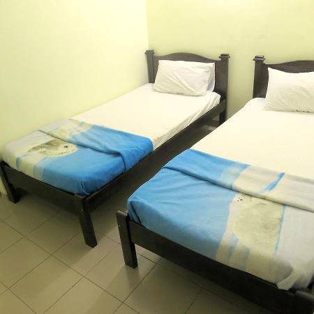 Pangkor Guesthouse Spk Kampong Sungai Udang Esterno foto