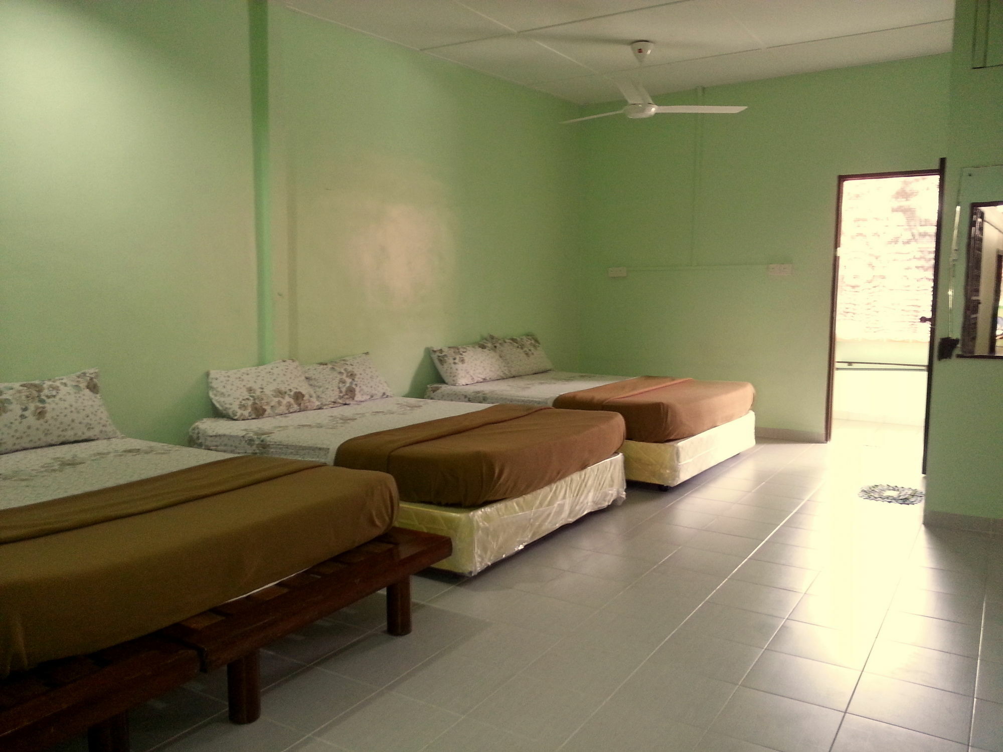 Pangkor Guesthouse Spk Kampong Sungai Udang Esterno foto