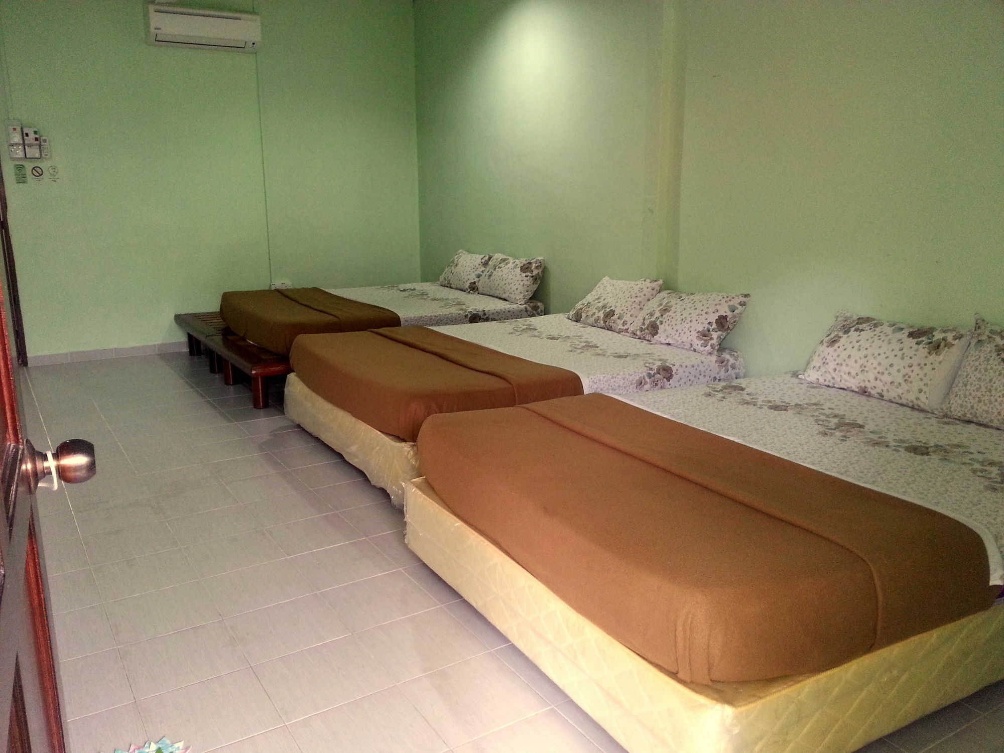 Pangkor Guesthouse Spk Kampong Sungai Udang Esterno foto